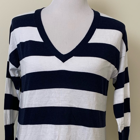 Tommy Bahama Oversized Top Size XS - Picture 7 of 7